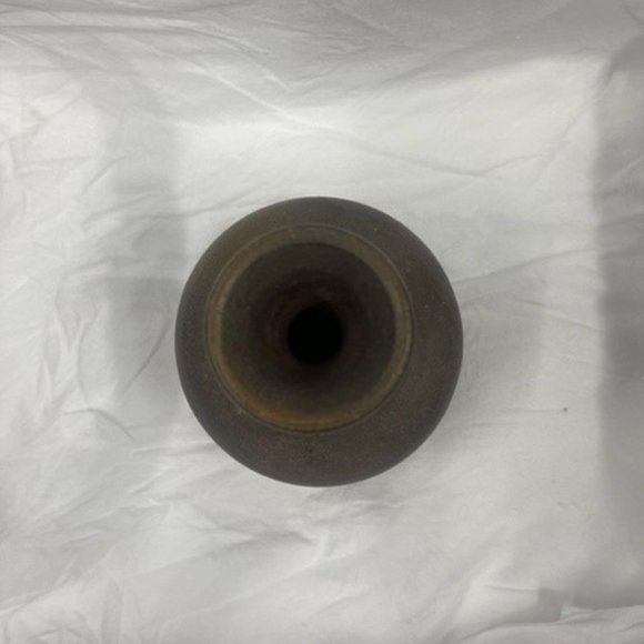 DECORATIVE VASE - Picture 2 of 3